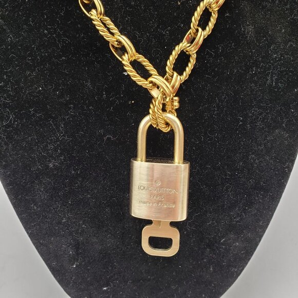 Authentic Louis Vuitton Lock & Key w/ Unbranded Gold Plated Gold Chain Necklace - Picture 6 of 12